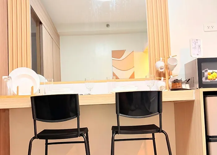Bayshore Getaway Condotel By Clowie Guest house Manila