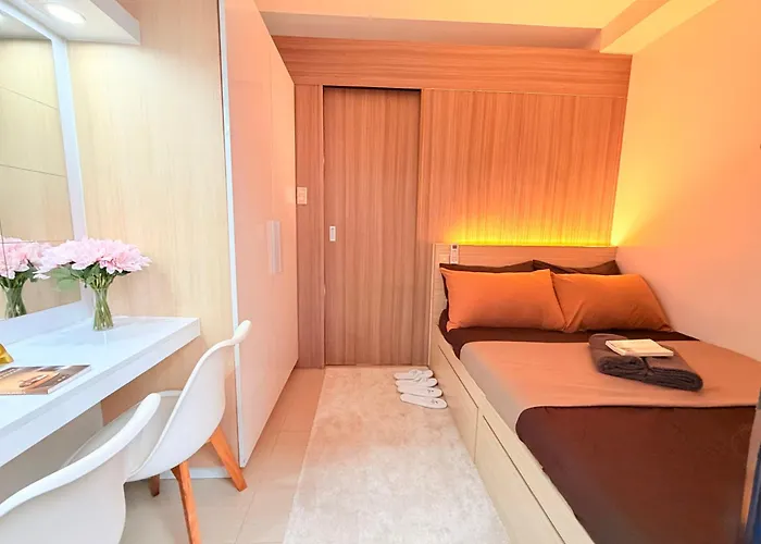 Bayshore Getaway Condotel By Clowie Guest house *